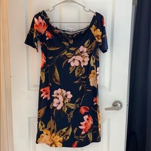Floral maternity dress